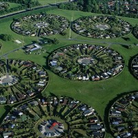 Жилые участки в пригороде Копенгагена Брондбю. Дания