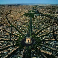 Площадь Шарля де Голля в Париже