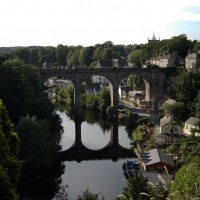 Отражение моста Knaresborough