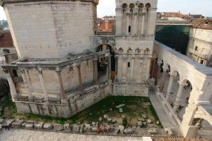 Достопримечательности города город Сплит в Хорватии