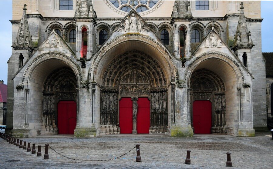 Фото: Нотр-Дам (Cathédrale Notre-Dame de Laon) в городе Лан, Франция
